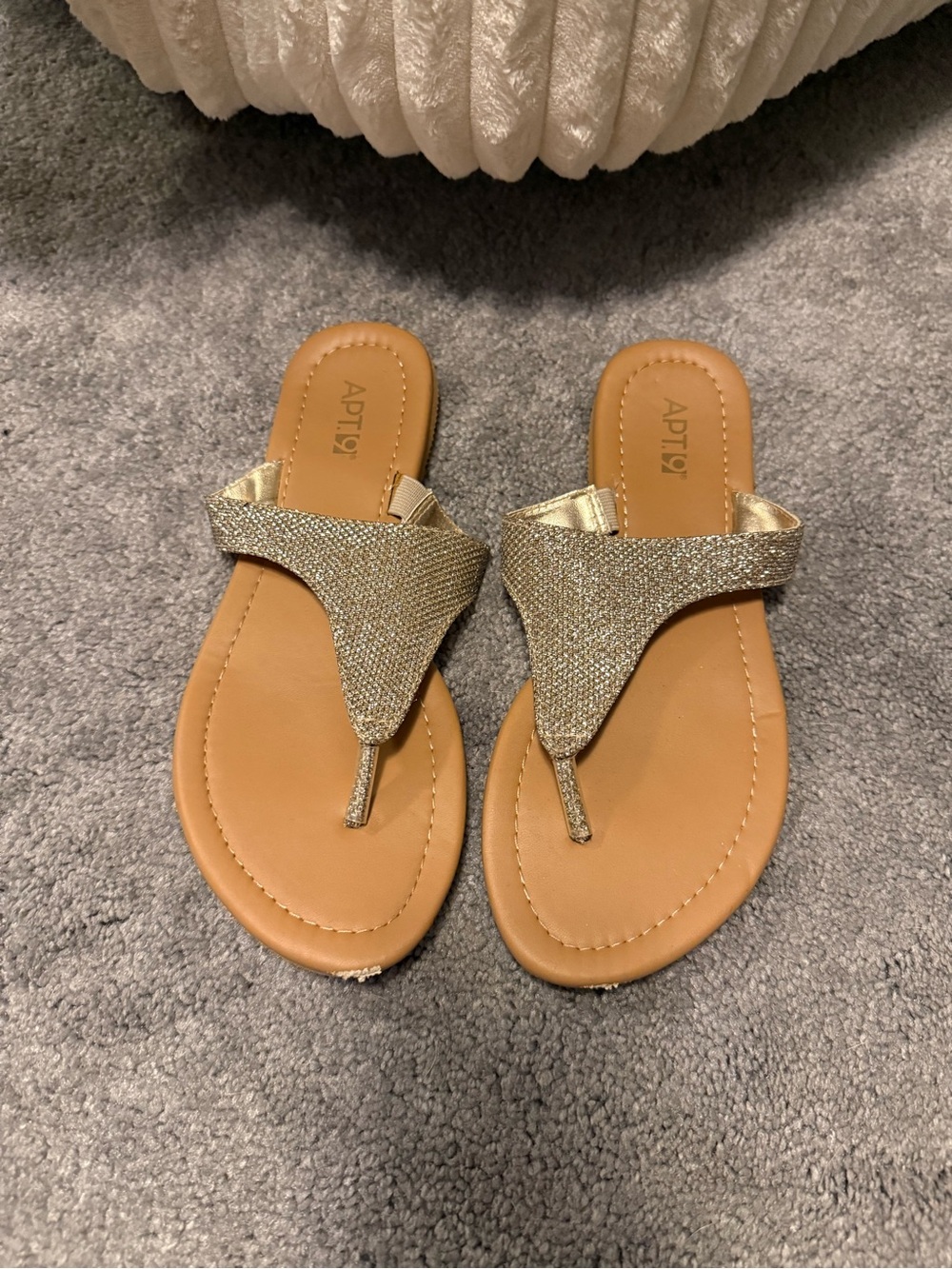 Apt. 9 Gold Glitter T-Strap Flip Sandals